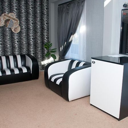 كييف Nyvky Plaza Hotel المظهر الخارجي الصورة