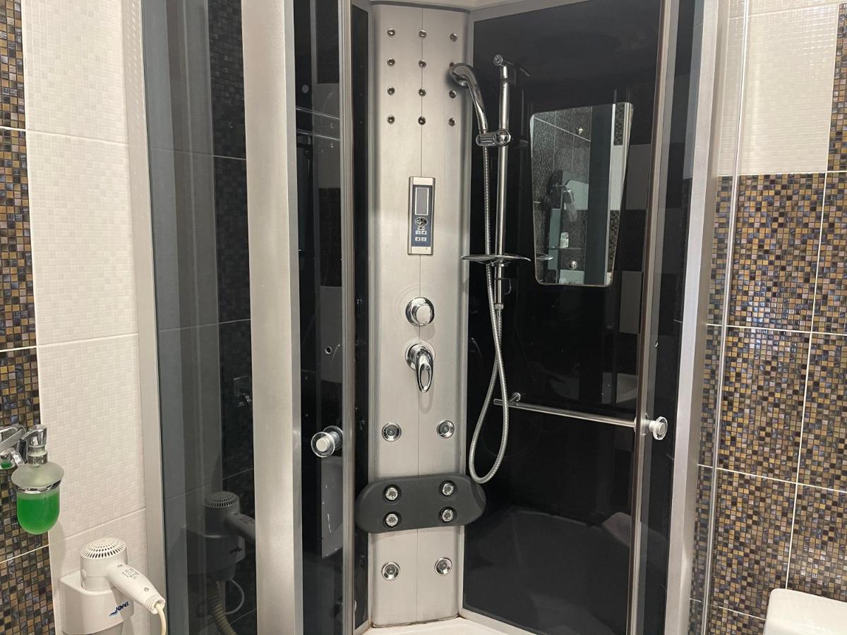 كييف Nyvky Plaza Hotel المظهر الخارجي الصورة